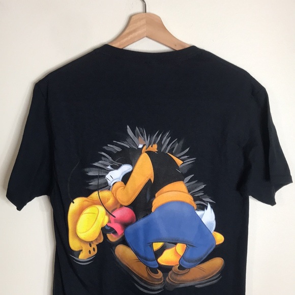 Disney Mickey and Friends Black Short SleeveT-Shirt wrap around print size S - Picture 9 of 10